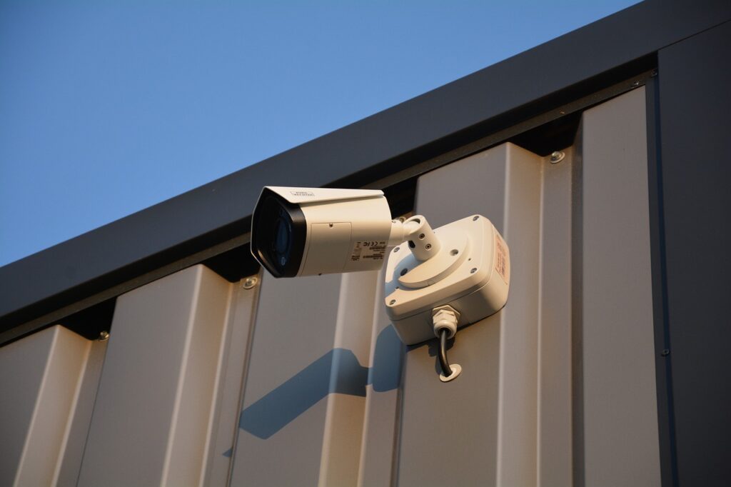 security, camera, monitoring-4430919.jpg